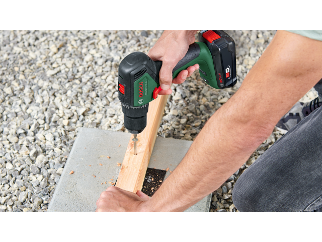 Akumulatorski vrtalnik-vijačnik Bosch UniversalDrill 18V-60, 06039D7001